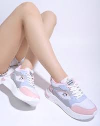 Ladies Sports Shoes